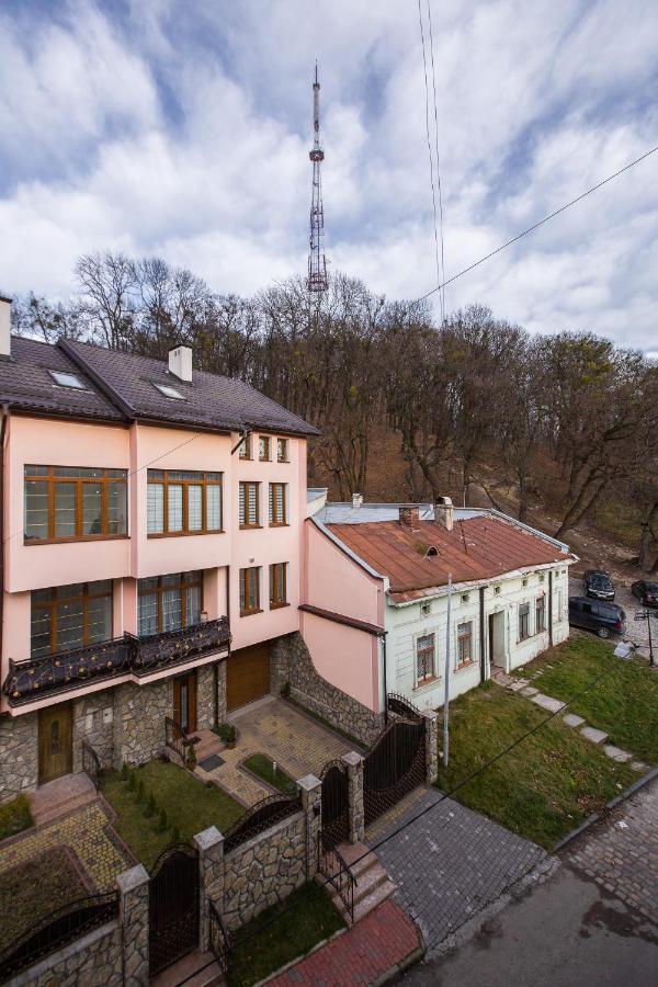 High Castle Park View Studio Львів Екстер'єр фото